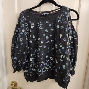 Democracy Cold Shoulder Leopard Print Sweatchirt Gray Size 1x